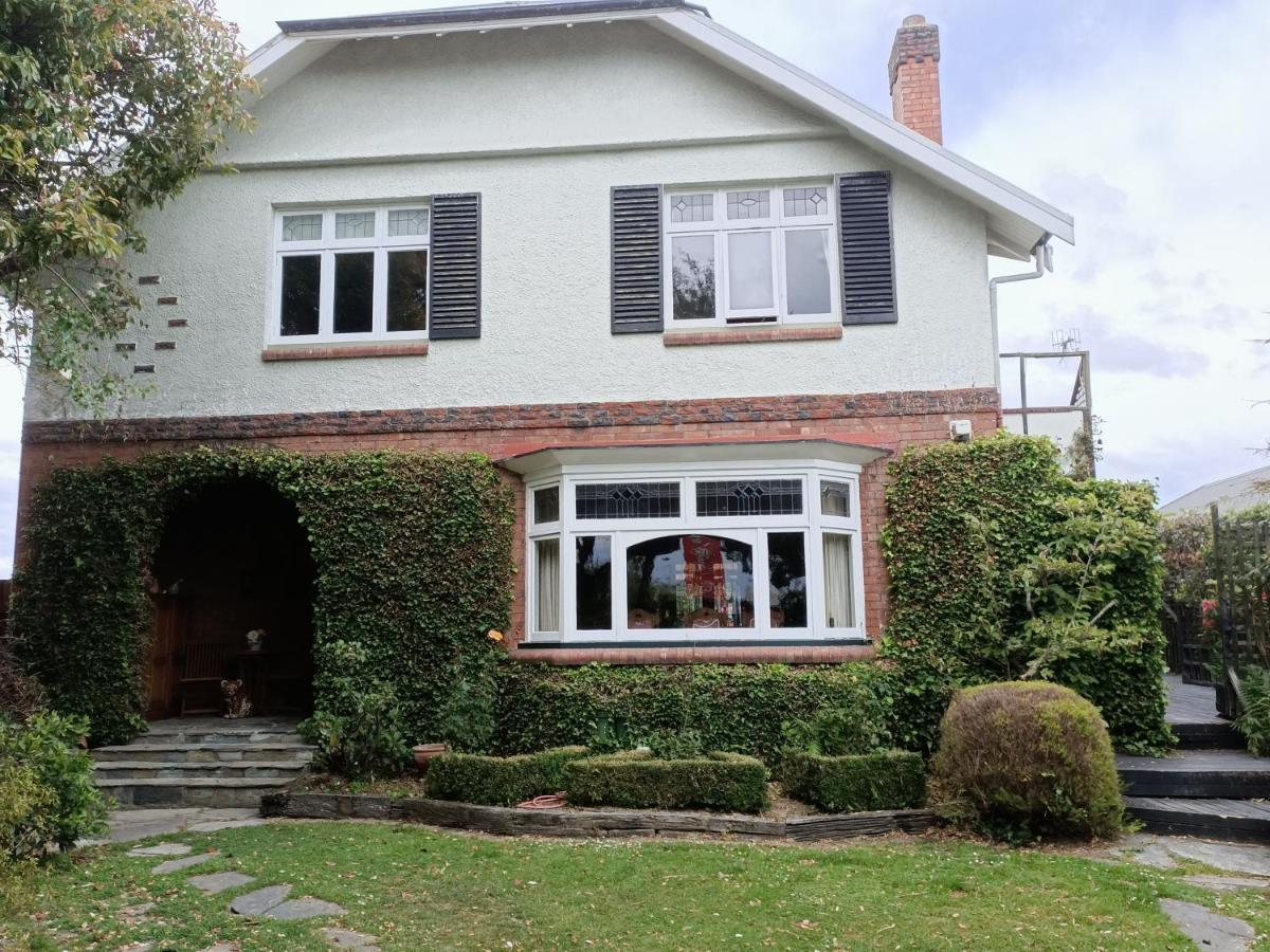 Hotel 100 Year Old English Character House Timaru Exterior foto